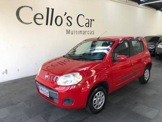 FIAT UNO 1.0 VIVACE 8V FLEX 4P MANUAL FIAT UNO 1.0 VIVACE 8V FLEX 4P MANUAL